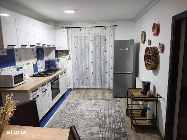 Apartament 3 camere 73 mp bucatarie generoasa lift pivnita Vasile Aron