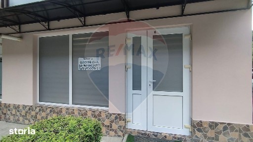 Spațiu de vânzare - 30 mp, multifuncțional (comercial / locuință)
