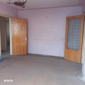 Proprietar, ap.3 cam, Rahova, Pucheni