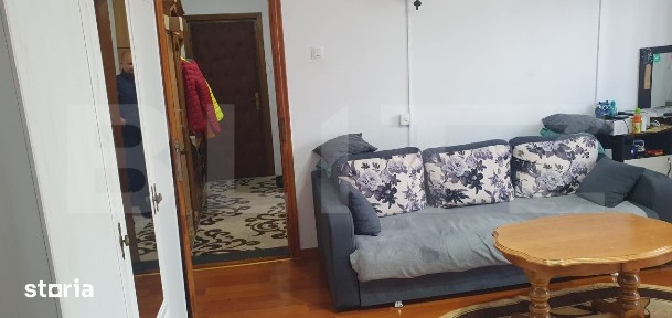 Apartament cu 2 camere, 48 mp, semidecomandat, zona Vatra Dornei