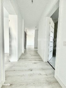 Apartament superb cu 3 camere, terasa + balcon, Torontalului