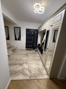 Casa in oras Suceava / 10 ari de pamant / Garaj / doua beciuri / dependinte / VARIANTA APARTAMENTE