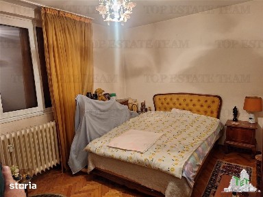 Apartament 3 camere de inchiriat zona Tei