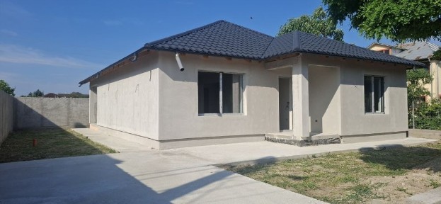 Casă parter 91 mp utili, teren 360 mp - construită cu materiale de calitate