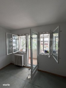 Apartament 2 camere, semidecomandat, et 1, Craiovita