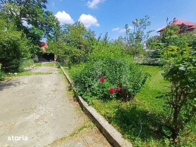 Casa cu 5 camere, 252 mp, 17 ari teren, Ipotesti