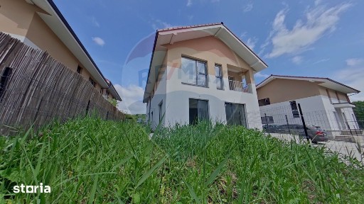 Duplex 5 camere, str. Crisului, Chinteni, Comision 0%Casă / Vilă