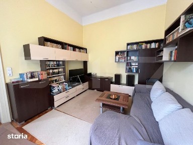 Casa de vanzare, 63 mp, strada Republicii, zona Centrala