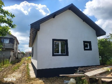 Casa ieftină în Lumina, zonă centrală!