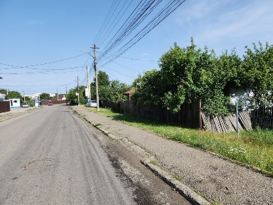 De vânzare / Casă + Teren 600mp / Zonă centrală