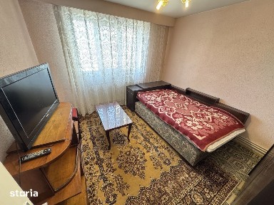 Apartament 3 camere zona Cet cu Centrala