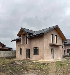 Casa Parter cu mansarda la 3km de Vaslui, strada asfaltata