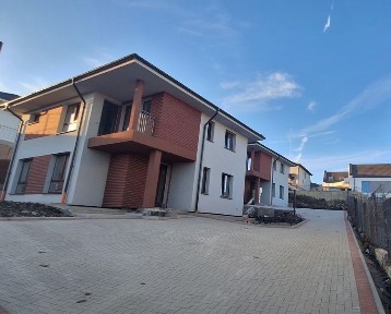 Eficienta energetica NZEB- 2 case -DEZMIR - APAHIDA