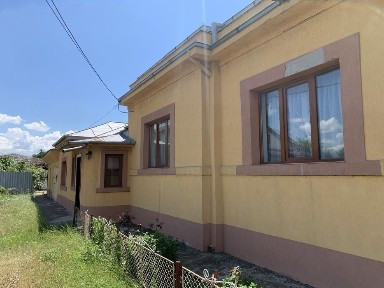Casa caramida si teren E85, la 5 min de Focsani, Garoafa,jud. Vrancea