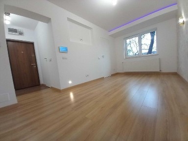 VAND Apart 1 cam la GARA +15 mp GRADINA sau SCHIMB cu 2,3 camere