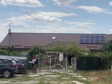 Casa spatioasa cu teren si anexa in Dorobantu