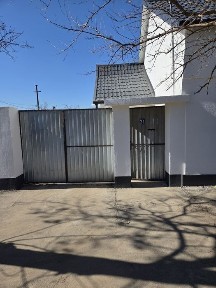 Vand casă 3 camere zona Episcopia