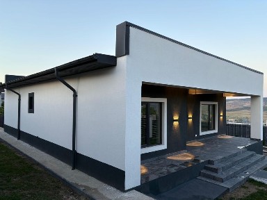 CASĂ NOUĂ - VASLUI | 4 CAMERE | 2 BĂI | 124 mp | 450 mp teren | 0% direct de la dezvoltator