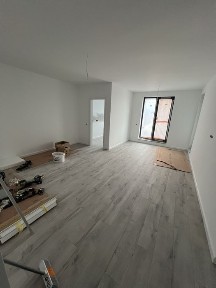 Apartament de vanzare zona Tera.