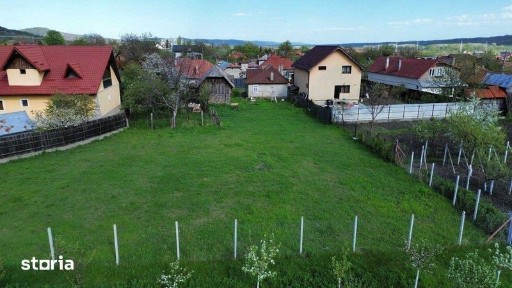 Casa + teren de vanzare