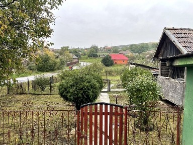 Casă 3 cam, centrală, garaj si pivniță - Balda, Mureș - Teren: 674 mp