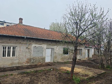 PROMO OFERTA Teren si casa caramida Radu Negru - Buzaului