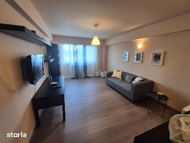 Apartament 3 camere decomandat, et.8, Micro 4, ID 649