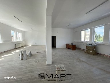 Spatiu comercial/birouri 125mp Cisnadie