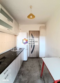 Apartament 3 camere de vânzare Brasov, zona Racadau, 77 mp, Spatii-com