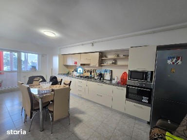 Apartament cu trei camere constructie recenta