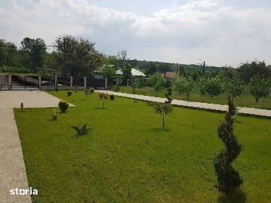 Casa 6 Camere Mobilat - Utilat Peisaj Pitoresc Panouri Fotovoltaice