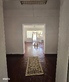 Spatiu comercial de inchiriat zona Decebal Oradea