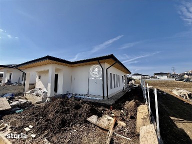 Casa vile de vanzare Miroslava