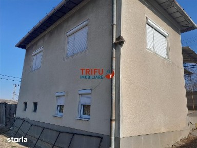Casa cu 4 camere de vanzare in Com.Berghin