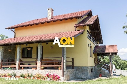Casa 5 Camere, 2 Bai, 1900 mp Teren, Zona Oarda