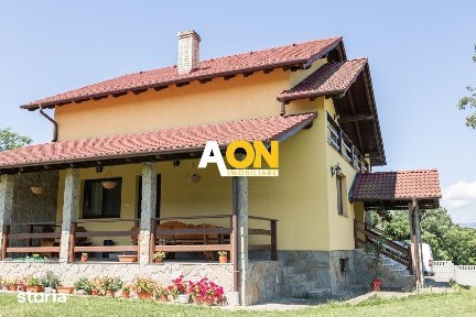 Casa 5 Camere, 2 Bai, 1900 mp Teren, Zona Oarda