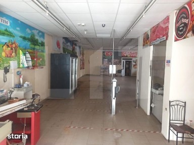 Spatiu comercial, de vanzare, parter + apartament la etaj, zona Mehala