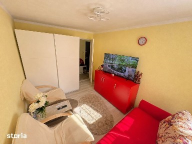Apartament 2 camere, etaj 3/4 zona Nord strada Dr. Hacman