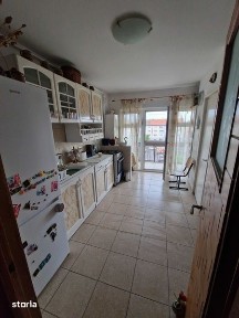Apartament 3 camere, Carpati 2