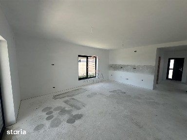 casa Santandrei cu panouri fotovoltaice, cu teren 550 mp