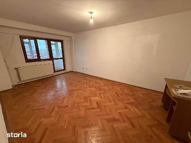 De vânzare Duplex 3 camere Zona Piața Mare