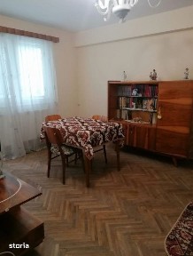 Apartament 3 camere confort 1, Calea Galati, etaj 3.