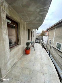 Spatiu comercial cu destinatii multiple, semifinisat, 227 mp, zona Sch