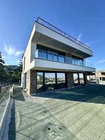 Casa de vanzare cu cf view spectaculos, Grigorescu