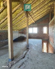 Duplex la roșu 3 camere-Moșnița Veche