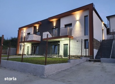 Duplex 3 camere Valea Adanca-Miroslava,300 teren,intabulat Cod:157784