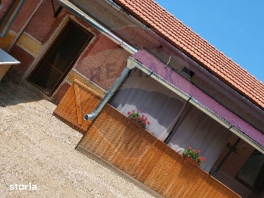 Casă 4 camere de vânzare.Teren 1.150 mp Pișchinți - Romos, Hunedoara