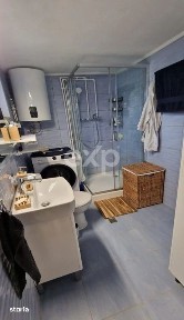 Casa la tara de vanzare - Buzoesti, Arges | Ideala pentru locuit sau