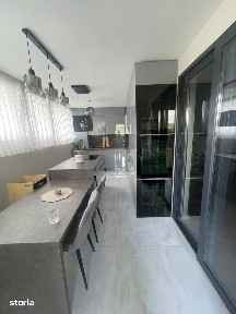 Vânzare Penthouse Apartament 3 camere separate Bucătărie Garaj inclus