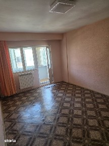 Apartament 2 camere 54 mp, decomandat, et. 3, zona Piata mare